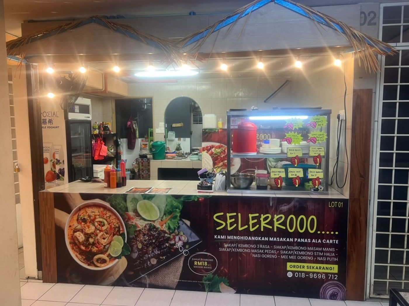 Gerai SELERROOO di Flora Foodcourt, Lot 01